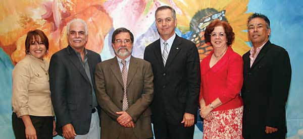 Sylvia Flores, Jose Vallenilla, Dr. Fernando Cabanillas, Carlos Caballero, Dra. Laura Martínez y Miguel Angel Sisamone.