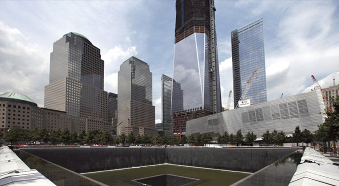 NY, 9-11 Memorial, Liberty Tower en construcción y WTC. 2012.