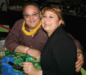Dr. Eduardo González y Dra. Marta I. Rivera.