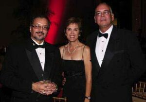 Dr. Felipe Fontánez, Dr. Francisco Carlos y su esposa