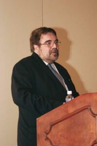 Dr. Heriberto Acosta.