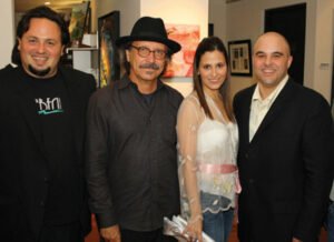 José Graziani, Elizam Escobar, Ednita Colón y su esposo el Dr. Rolando Jiménez, presidente de PR Fine Arts Gallery.