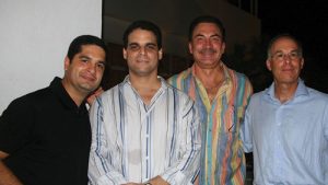 Dr. José F. Ortiz, Dr. José Barreras, Dr. Roberto González y Dr. Charles Schechter.