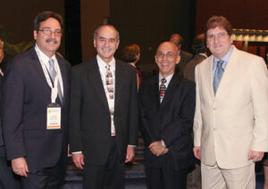 Dr. Juan G. Arroyo, Dr. Waldemar Carlo, Dr. Fernando Domínguez (Cuba), Dr. Hernando Villanueva (Colombia).