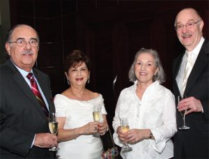 Dr. Ernesto Rive Mora y Sra., Dr. Frederick Greene y Sra.