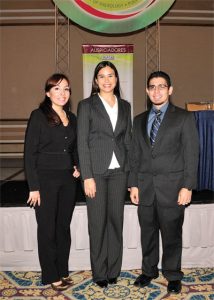 Dra. Dalila Nieves, Dra. Jomarie Cortés y Dr. Luis García.