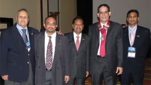 Dr. Walter Frontera con miembros de FIMS.