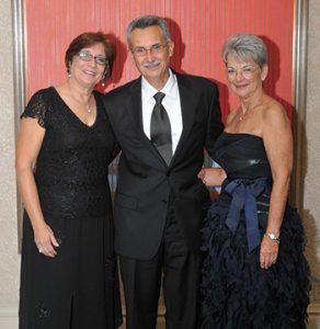 Dra. Olga Joglar, Dr. Francisco Joglar, Dra. Esther A. Torres.