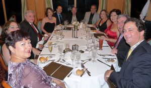 Dra. Maritza Valdés, Dra. Ibis Montijo, Dr. Rafael Tirado, Dra. Michelle Vera y Dr. Eric Vera, Dr. Luis T. Gandía, Dr. Eric González, Dra. Angie Correa, Dra. Cielomar Pérez, Dr. Carlos Sotomayor y Dr. Edwin González.