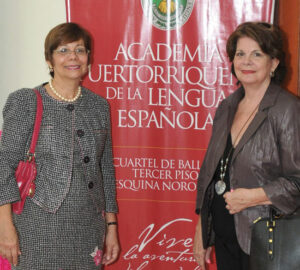 Dra. Carmen González Keelan junto a su hermana María Lola González Keelan de Roig