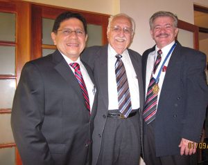 Dr. Raúl Castellanos Bran, nuevo Presidente, Dr. Mario R. García Palmieri, Dr. Jaime Díaz.