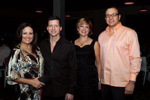 Dra. Yvonne Baerga, Dr. Enrique Sabater, Dr. José Maymi y su esposa Lourdes.