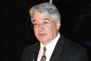 Dr. Joshua Jacobs – 2º VP de la Academia Americana de Cirujanos Ortopedas (AAOS).