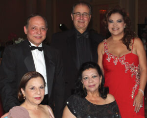 Dra. Ana Medina, Dr. Jorge De Jesús; Sra. Mary Padilla; Dr. Harry Jiménez y Lcda. Myrna Ramos.