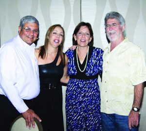 Sr. Pedro Medina, Sra. Luz Noemí Meléndez, Dra. María Recurt y esposo.