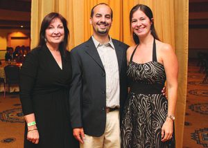Dra. Ana Cintrón, Dr. David Lozada y Dra. Roxanna Amill.