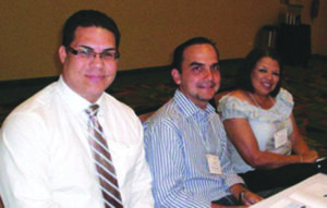 Dr. Arturo García, Dr. Antonio Lozada y Sra. Mildred Morell.
