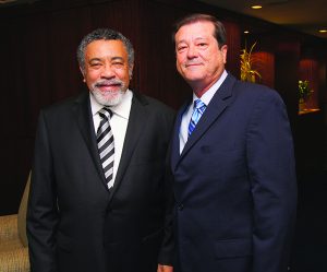 Dr. José Ayala y Dr. Carlos Rivera Bermúdez.