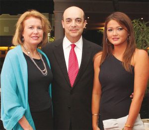 Dra. Virginia Romero, Dr. Roberto Romero y Srta. Rachel Sabo.