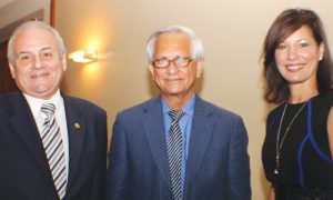 Arq. Pablo L. Figueroa, Dr. Jorge Sánchez-Colón, Sra. Aissa Betancourt.