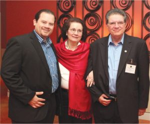 Dr. Edgardo Parrilla, Dra. María Merino, Dr. Juan Pérez-Berenguer.