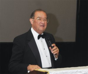 El Dr. Francisco Muñiz estuvo a cargo de la semblanza.