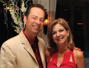 Dr. Carlos Otero y Sra. Sara Vázquez.
